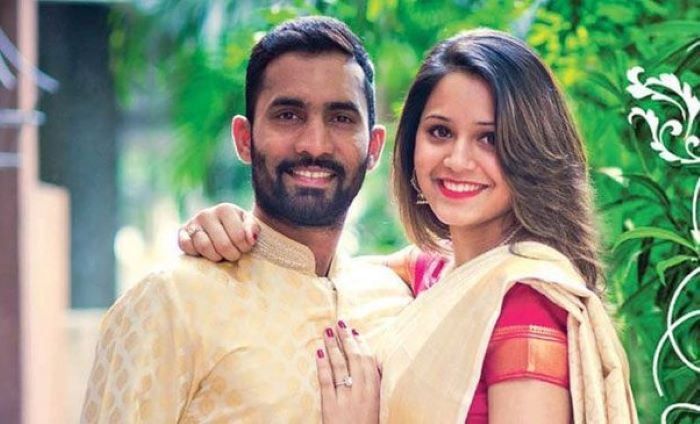 Dinesh Karthik and his wife